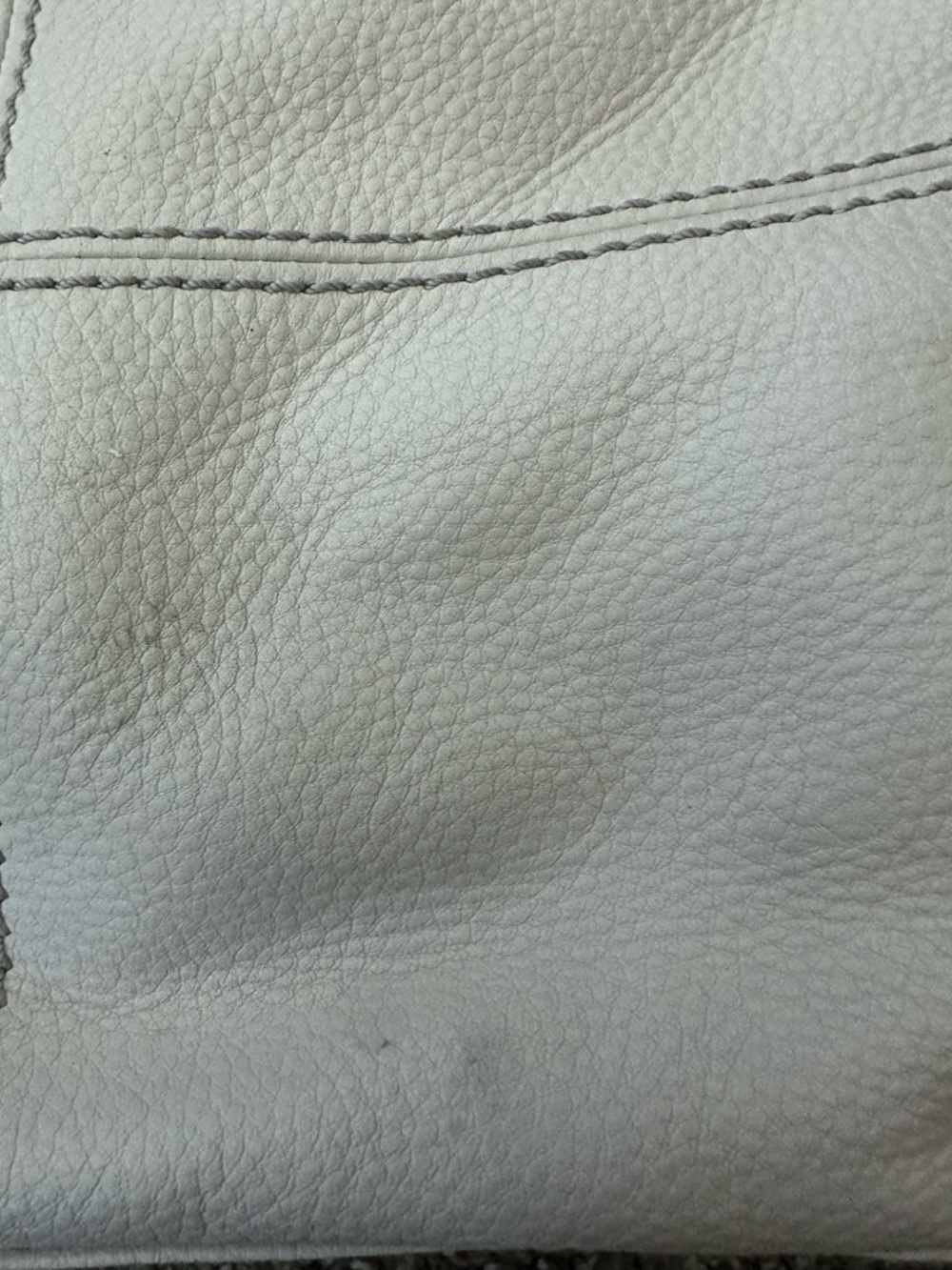 The Sak White Pebbled Leather Studded Hobo Bag Tassel GUC - Picture 2 of 9